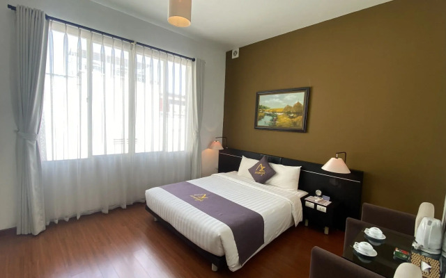 Ocean Hotel 2