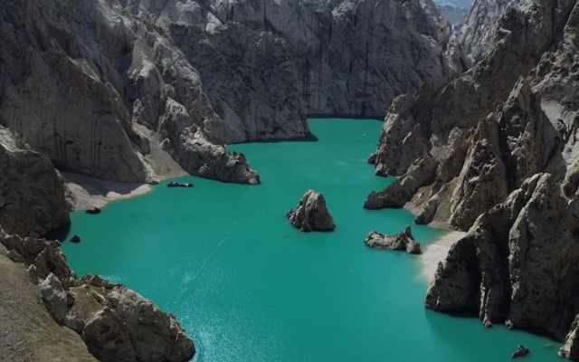 Kel-Suu Kyrgyzstan Yurt Camp