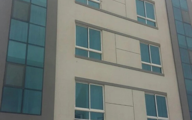 Dana Plaza 2