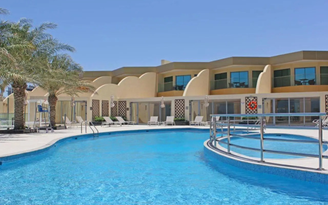 Grand Swiss-Belhotel Waterfront Seef