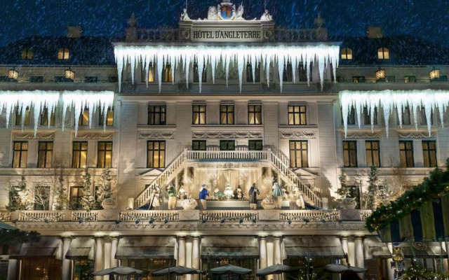 hotelImage