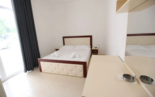 Zahos Hotel