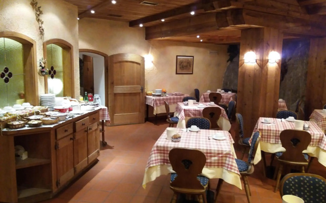 Hotel Ottoz Meublè