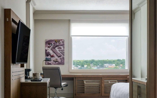 DoubleTree by Hilton Hotel Dallas – Love Field