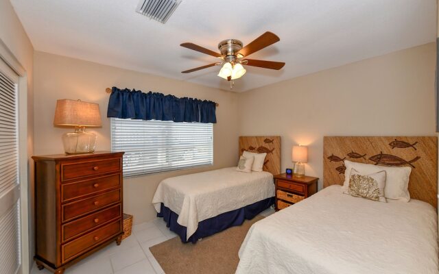 Jamaica Royale - 012 - 2 Br Condo