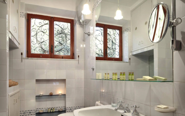 M Suites Sorrento