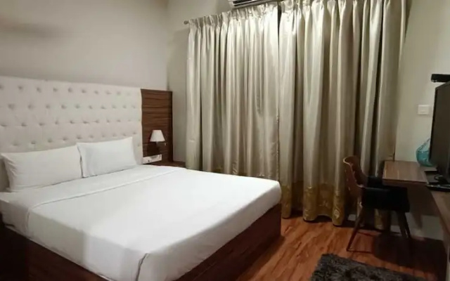MWC Club by Downtown