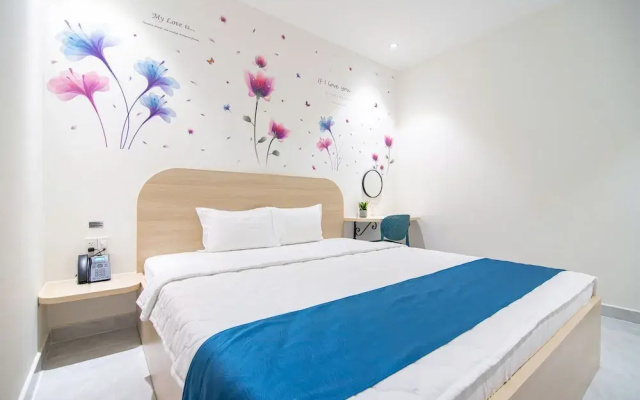 Bin Bin Hotel 14 - Near Vstar School D7