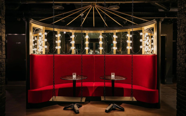 Ruby Zoe Hotel London