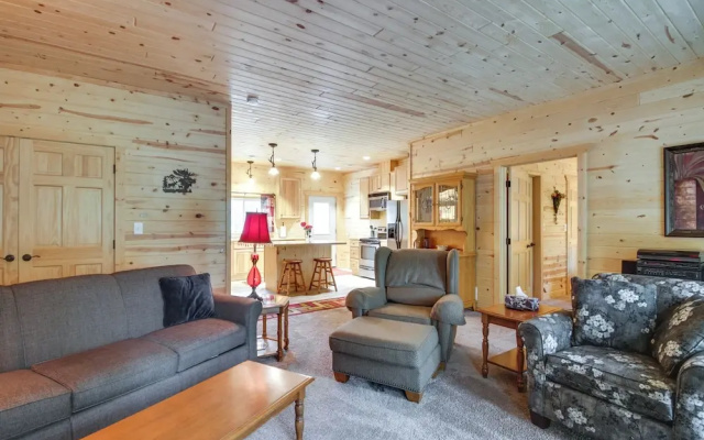 Pequot Lakes Vacation Rental w/ Patio & Fire Pit