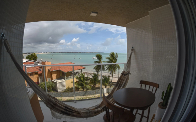 Pé na areia do Caribessa - Branco Haus