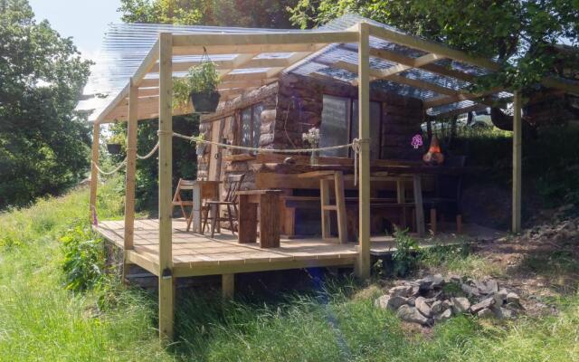 Wood Cabin & 4 Large Bell Tents - Hapus Hideaway