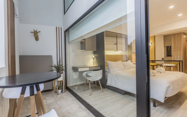 Primera Parada Lofts by Wynwood-House