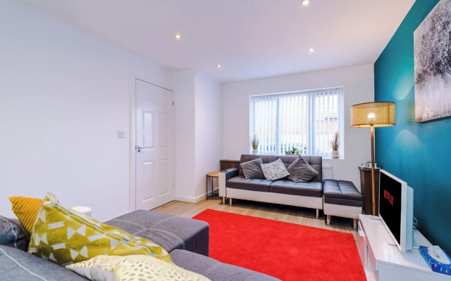3 Bed-sleeps 5-garden-parking