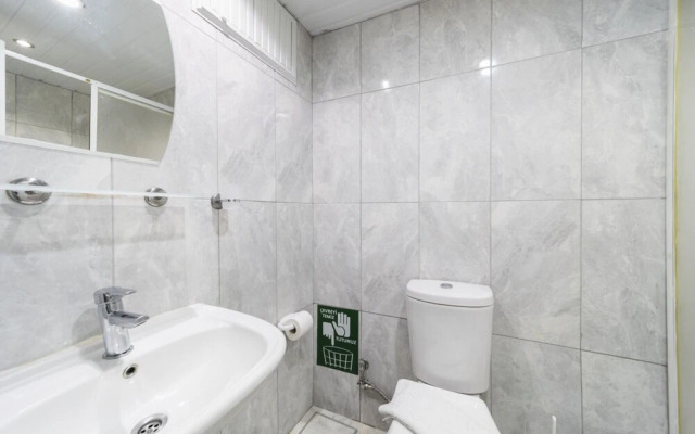 Spacious Flat With Backyard in Muratpasa