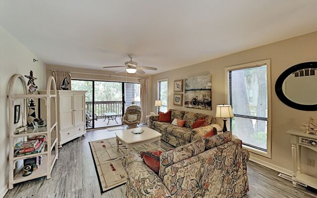 7811cent 2 Bedroom Condo