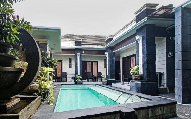 OYO 90653 Balisee Guesthouse Kedonganan
