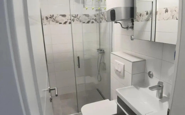 Apartment Enjoy life Makarska 2+2, center