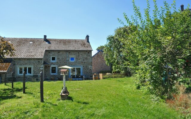 Cosy And Comfortable Village House With Sunny Garden In The Village Of Erezee
