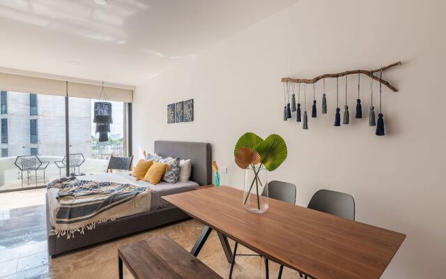 Menesse Midtown by Riviera Rentals