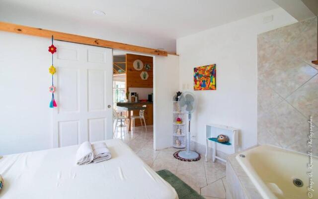 Romantic Tiny Apartment