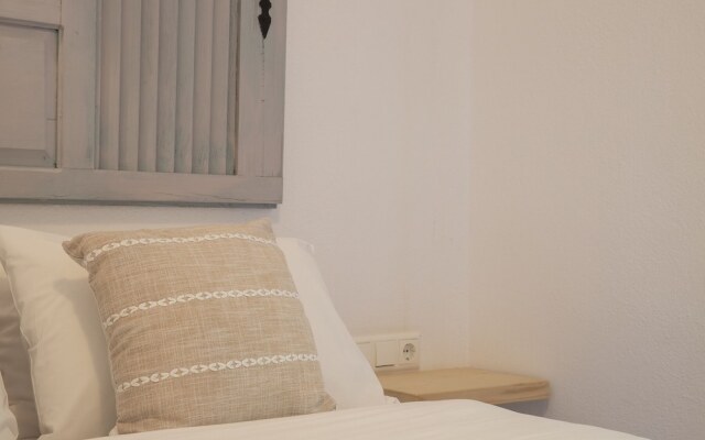Gkaras Camp & Apartments