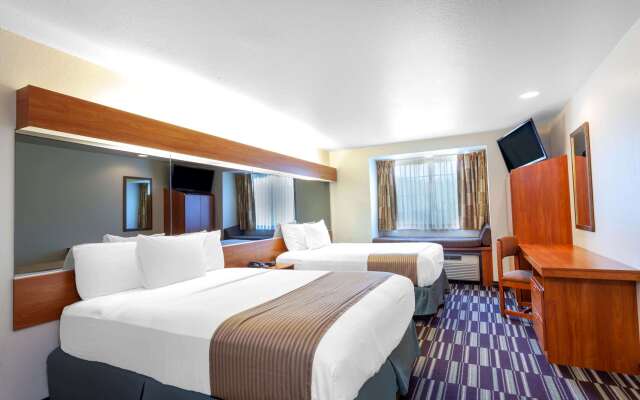 Microtel Inn & Suites by Wyndham Gulf Shores