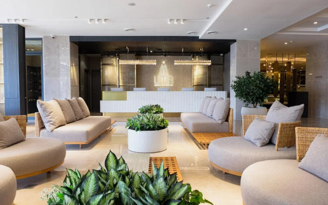 UMA Hotel and Residences
