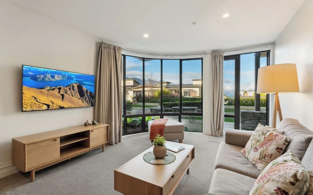 The Beacon - Town Centre Apartment 620
