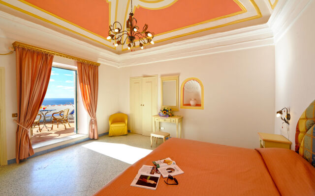 Hotel Torre Saracena