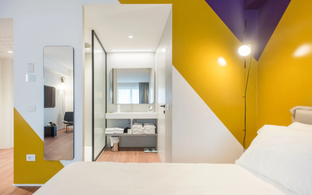 Hoody Active & Happiness Hotel