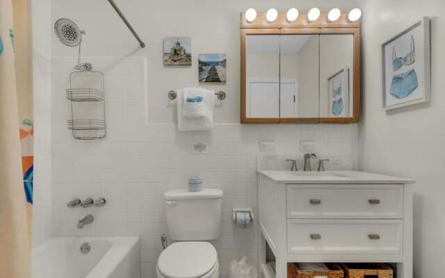 Bungalow By the Sea-starfish