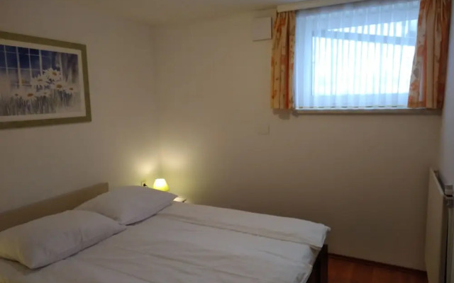 Apartments Jakelj