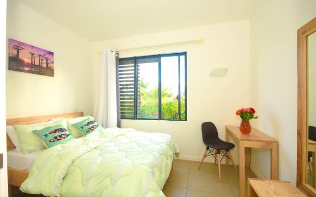 Apartment With 3 Bedrooms in Roches Noires, With Wonderful sea View, P