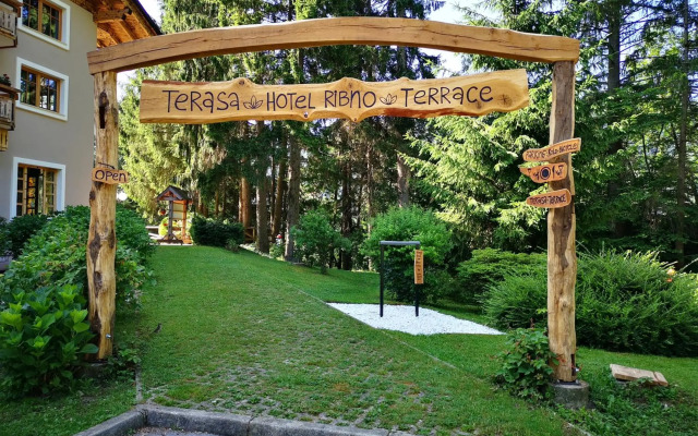 Hotel Ribno