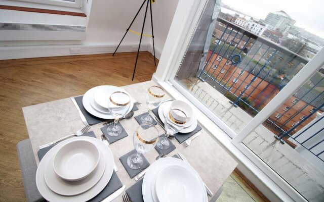 Stay In Cardiff Crichton House