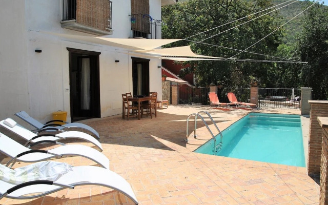 Panoramic Villa With Swimming Pool