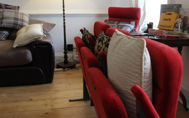 4bedhouse/leominster/hiking/castles/sleeps7/wifi