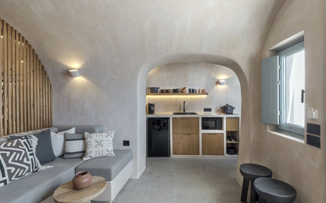 The Exotic Cave Suite