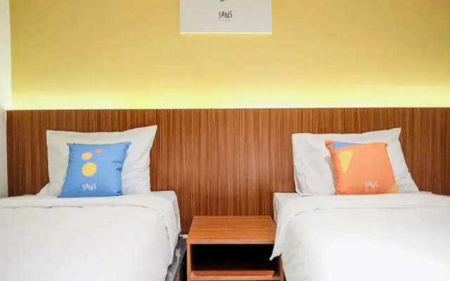 Sans Hotel Roxy Jakarta