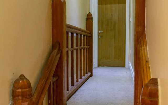 Luxury Apt No. 2 - One Bed Apartment