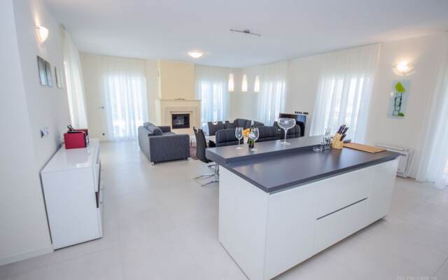 Villas Brac Hills