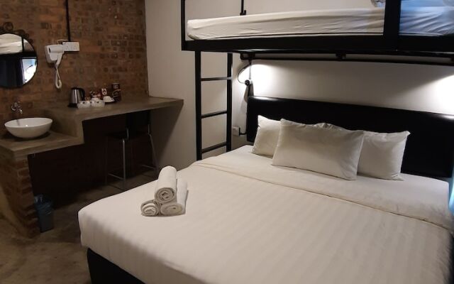 Suite 18 Boutique Hotel