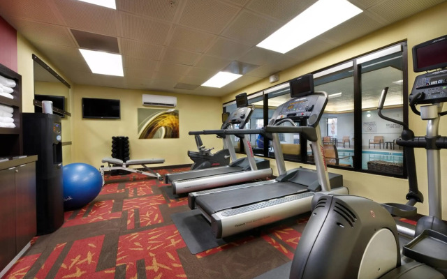 Courtyard by Marriott Mishawaka-University Area