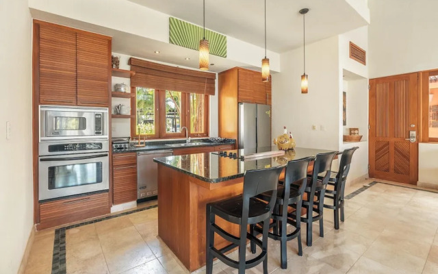Bungalow With 2 Bedrooms and Pool in Cap Cana