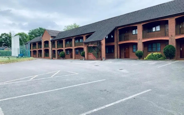 Tollgate Hotel And Leisure