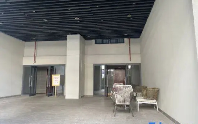 Yafu Hotel (West Coast Convention Center)