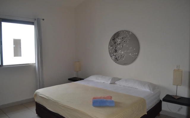 Los Amigos B&B