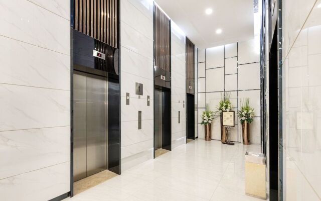 Golden Central Serviced Residence Shenzhen (Upper Hills)