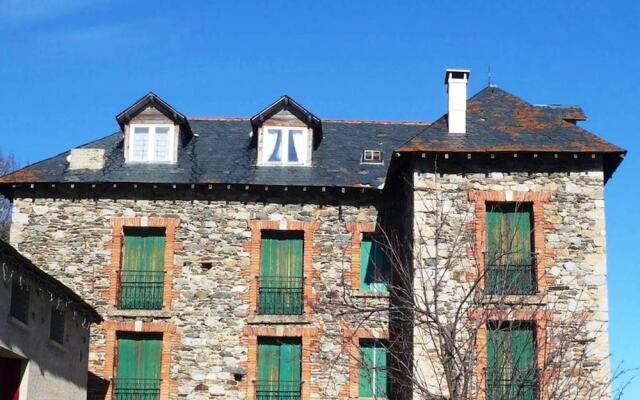 Apartment With 5 Bedrooms In Formigueres, With Wonderful Mountain View And Wifi 5 Km From The Slopes